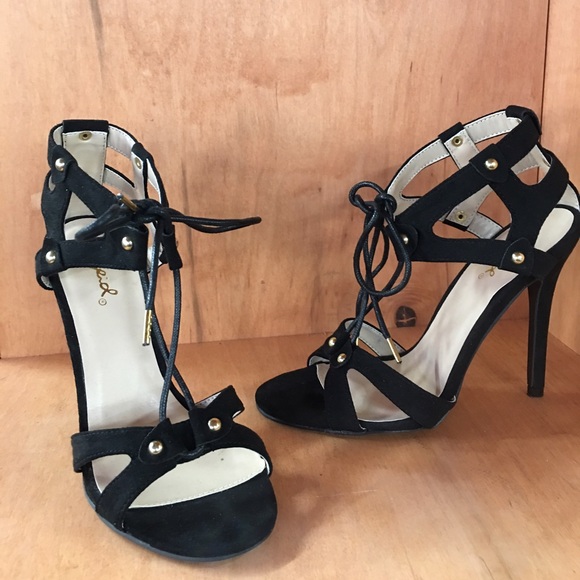 Heels BRAND NEW
