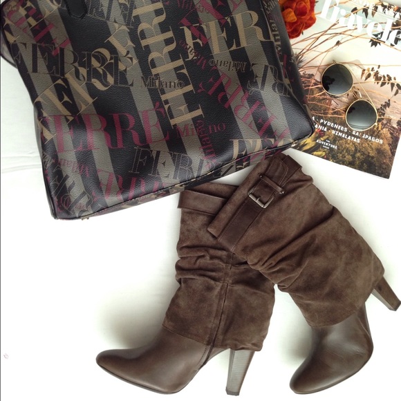 SALE 💖ITALIAN BRAND GENEUINE LEATHER- SUEDE BOOT.