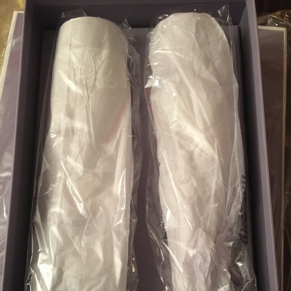 VERA WANG WEDGEWOOD toasting flutes🍸 - Picture 3 of 4