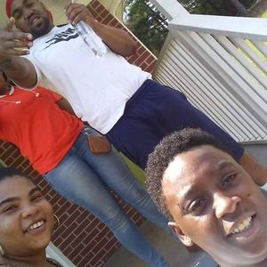 Meet your Posher, Hakeem