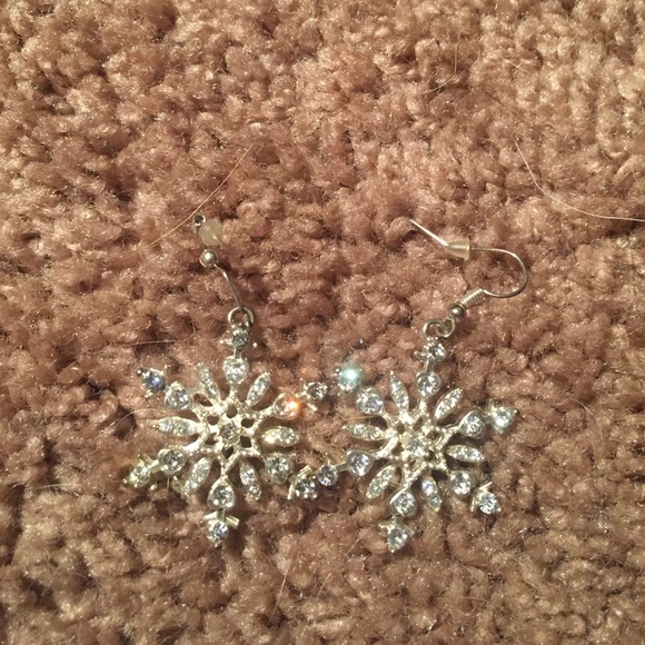 Snowflake Earrings!