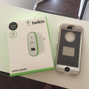 iPhone 5  Otter Box case & wall plug