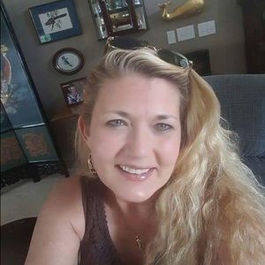 Meet your Posher, Bob