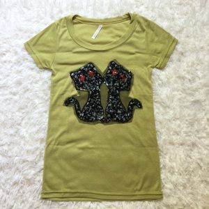 NWOT Green Double Cat T-shirt - S