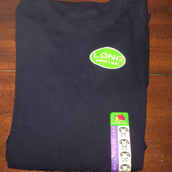 Boys Fruit of the Loom long sleeved T-shirt XL