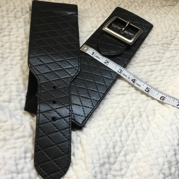 Wide belt
