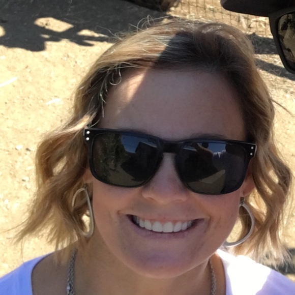 Meet your Posher, Nicole