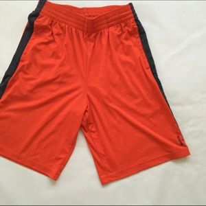 BOYS REEBOK SHORTS SZ 14-16. NWOT