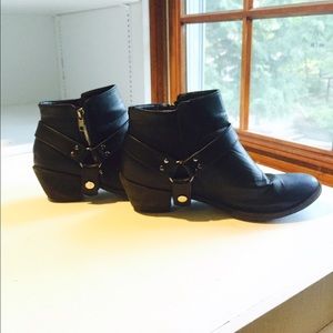 Button Leather Booties