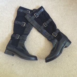 Black buckle boots