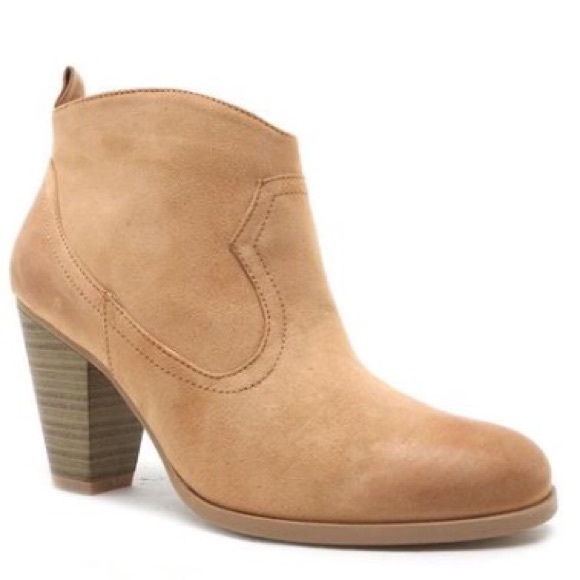 Toffee/camel side zip booties - Picture 3 of 3