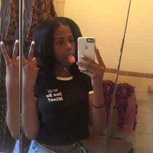 Meet your Posher, Breia
