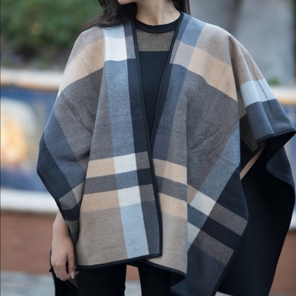 Poncho - Picture 3 of 4