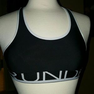 Under Armour Logo Heat Gear Sports Bra