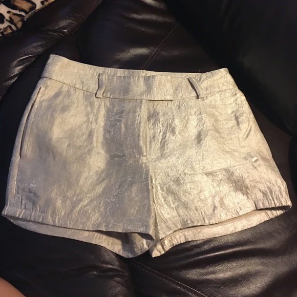 Vera Wang dress shorts