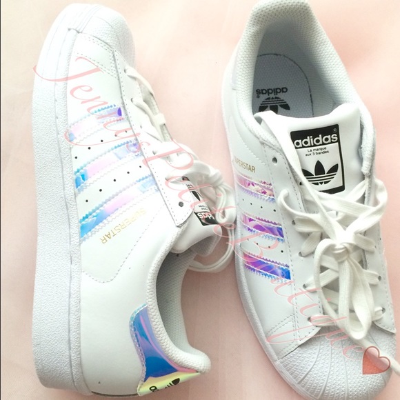 le adidas superstar olografico poshmark iridescente le adidas superstar olografico poshmark iridescente