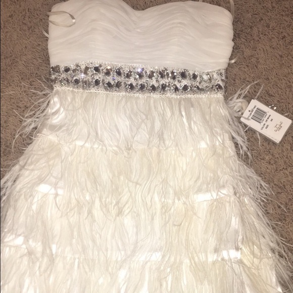 White feather cocktail dress prom homecoming