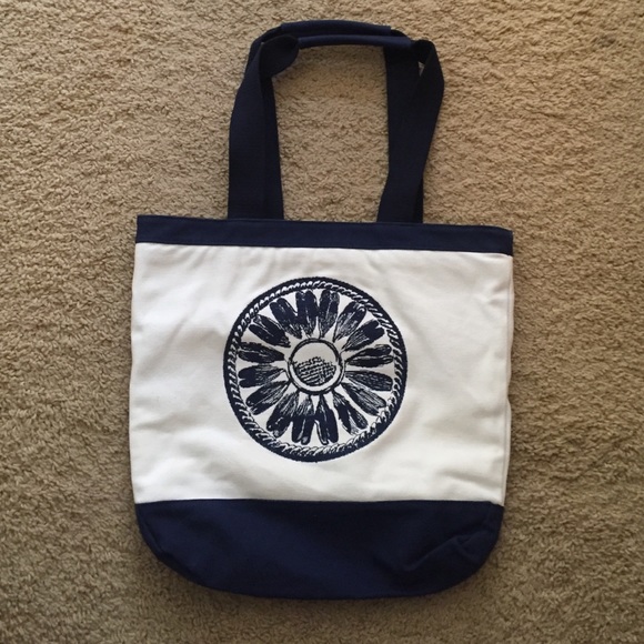 Flower Beach Tote/Travel Bag