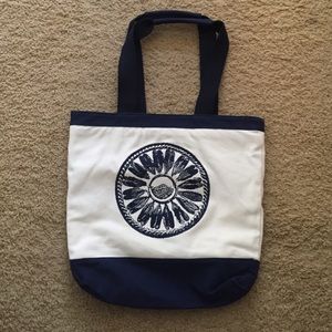 Flower Beach Tote/Travel Bag