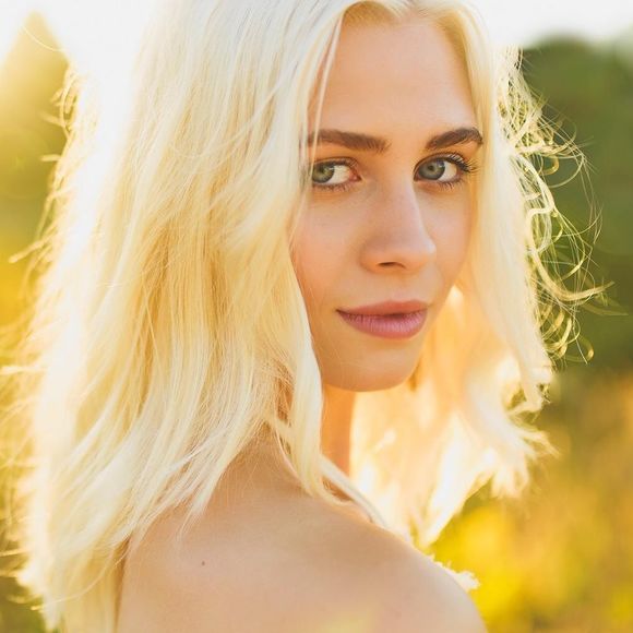 Meet your Posher, Isabelle