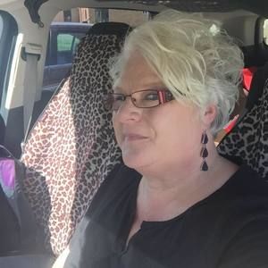 Meet your Posher, Kara