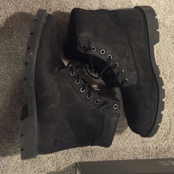 Black 6" Timberland Boots - Picture 3 of 3