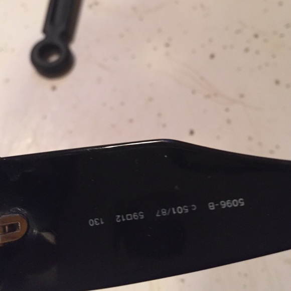 Chanel sunglasses - Picture 4 of 4