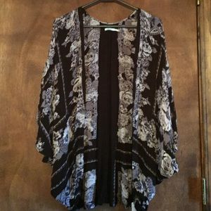 Urban Outfitters kimono/cover up Sz XS/SM