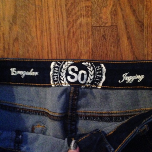 Dark wash jeggings!! - Picture 2 of 5