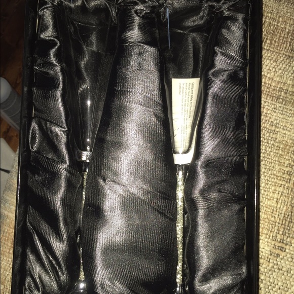 Saks fifth avenue toasting flutes