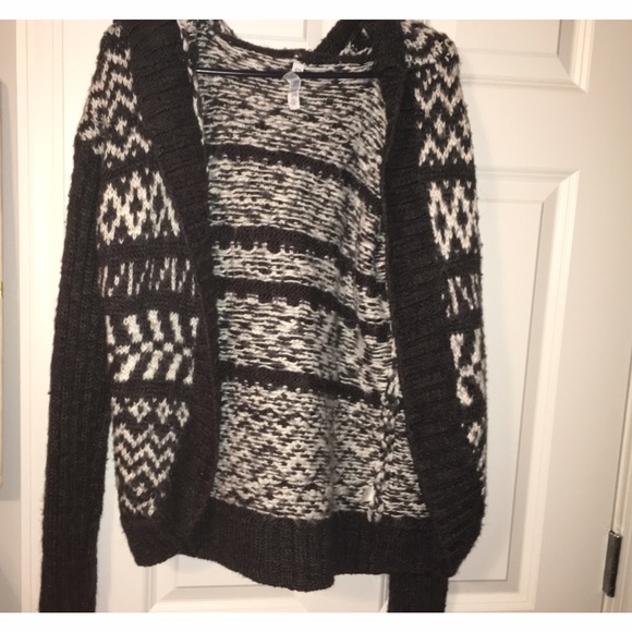✨black and grey sweater cardigan✨