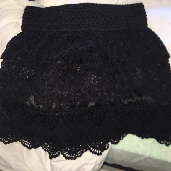 mini skirt