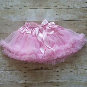 Girls pink tutu