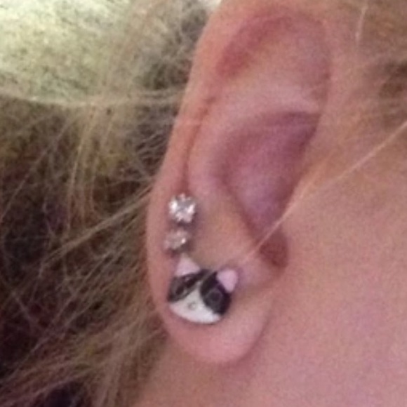 Kitty Fishy Earrings - Picture 3 of 4