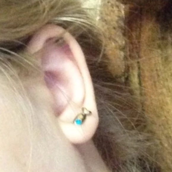 Kitty Fishy Earrings - Picture 4 of 4