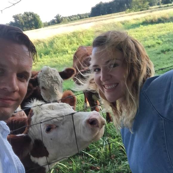 Meet your Posher, Samantha - Picture 2 of 2