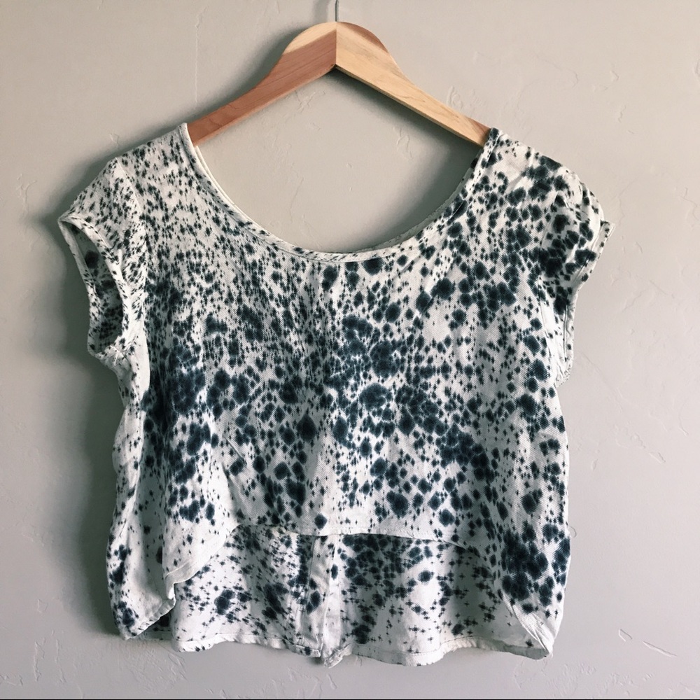 UO crop top