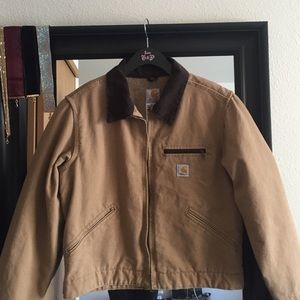 Women's small carhartt jacket