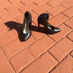 Great condition pumps