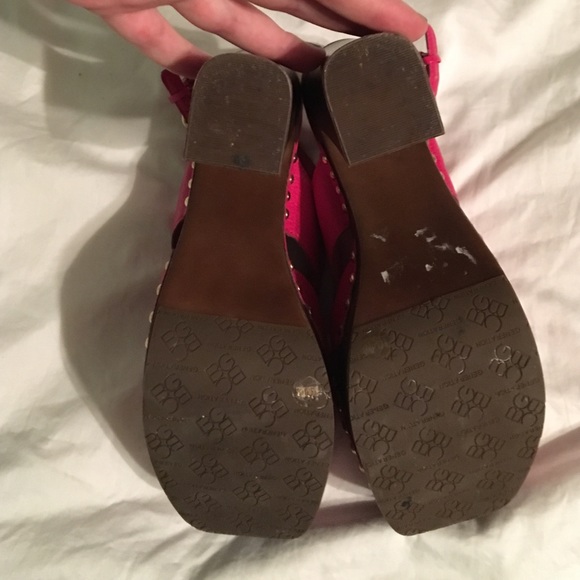 BCBGeneration pink platform heels. Size 81/2 - Picture 2 of 4