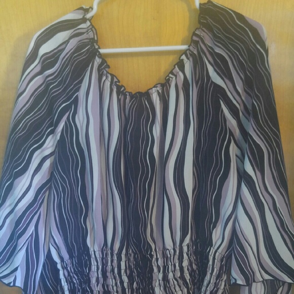 Striped flowy blouse