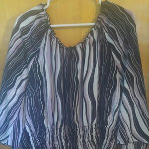 Striped flowy blouse