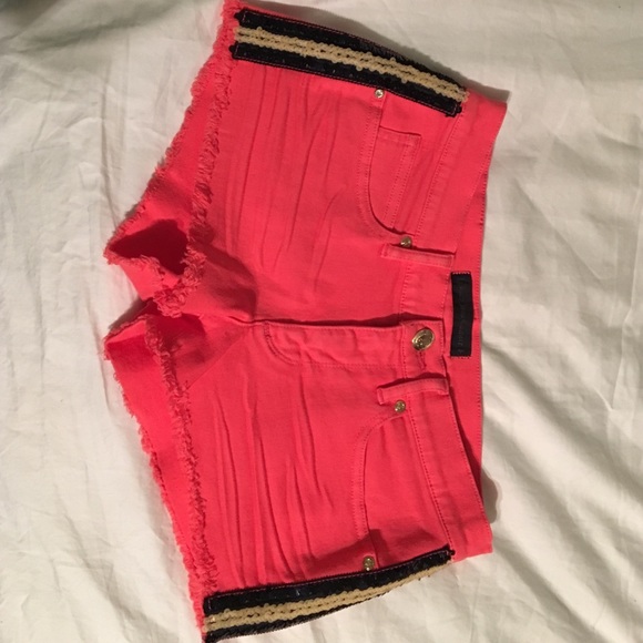 Juicy couture size 26 shorts. - Picture 1 of 4