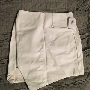 Size small skirt, brand Olivaceous.