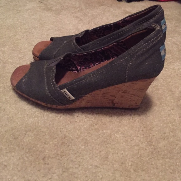 Toms wedges