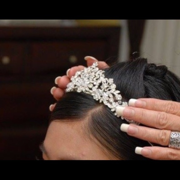 Tiara - Picture 3 of 3