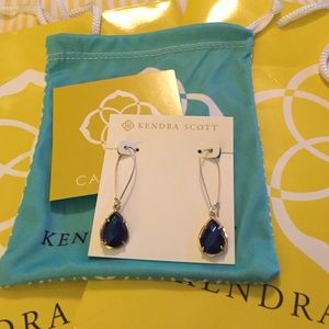 KENDRA SCOTT Black Iridescent earrings