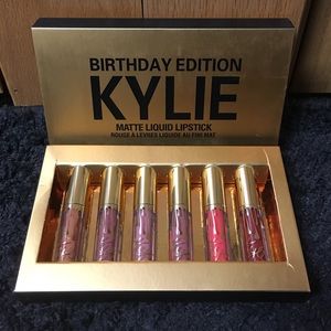 Birthday Edition KYLIE Mini Matte Liquid Lipstick