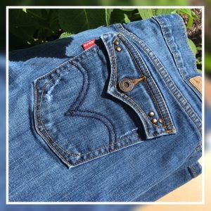 Levi's 515 Bootcut Jeans