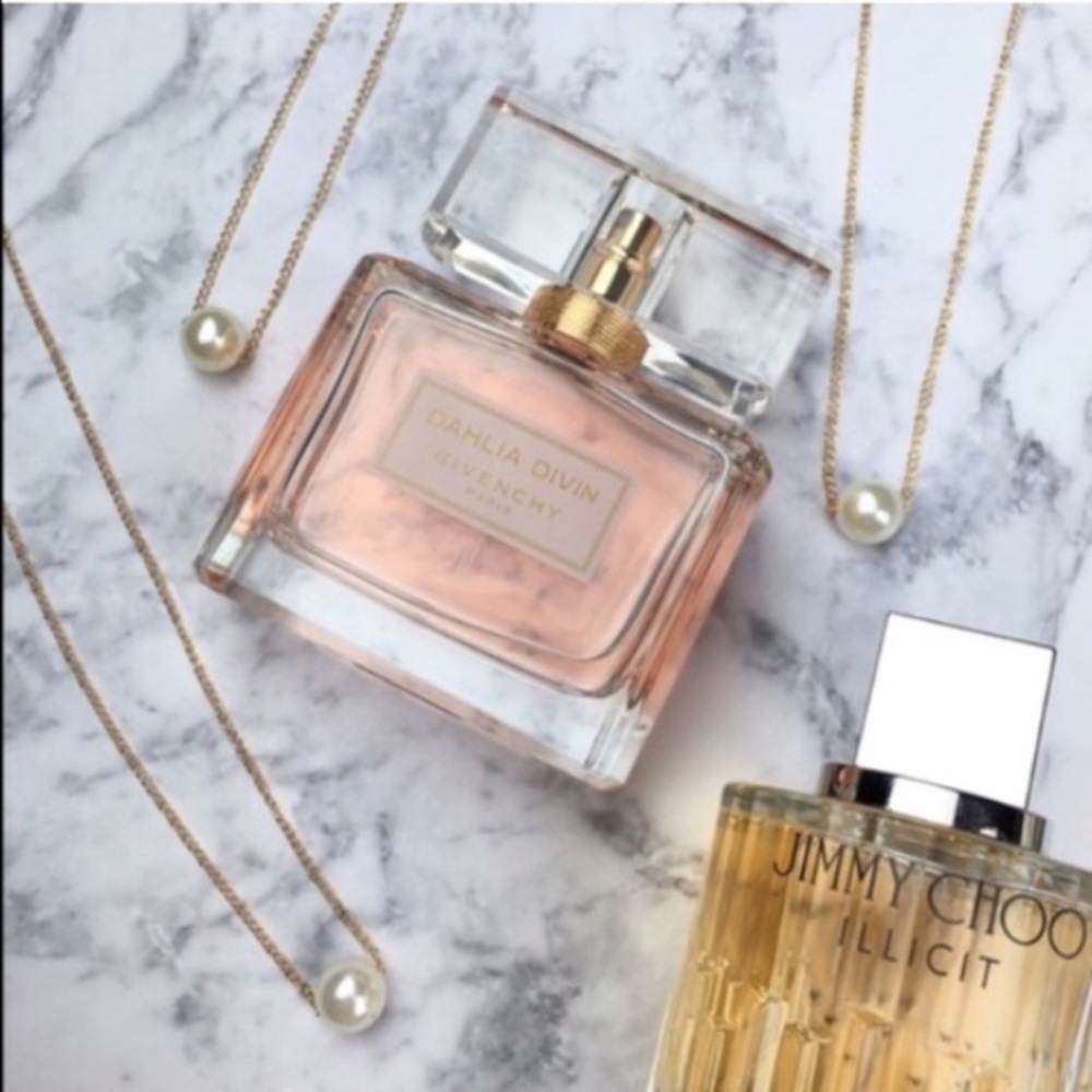 HP! Single Pearl Drop Chain Necklace